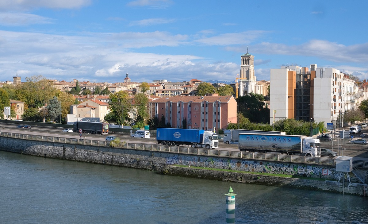 2 – Valence vue du pont Mistral, 2025 © R. Chambaud